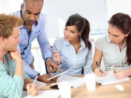 Habiletés politiques et leadership vont de pair
